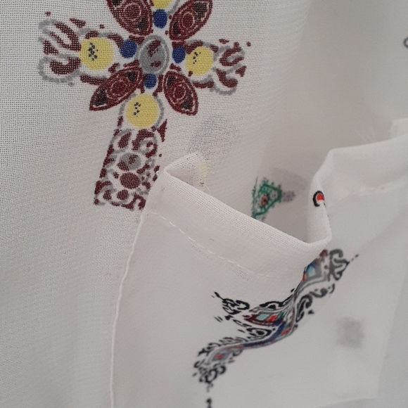 Shirt - Picture 3 of 6